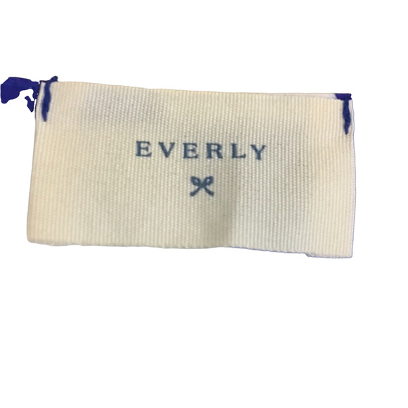 Everly Womens Chevron Striped‎ Blouse Size Small Blue White Polyester Pullover - Picture 3 of 4